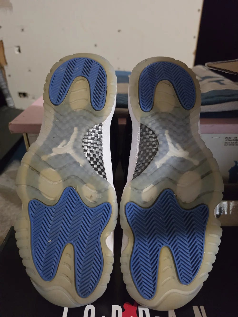 Jordan 11 Low Space Jams 10.5